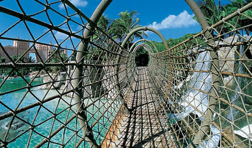 rope bridge at the Atlantis resort