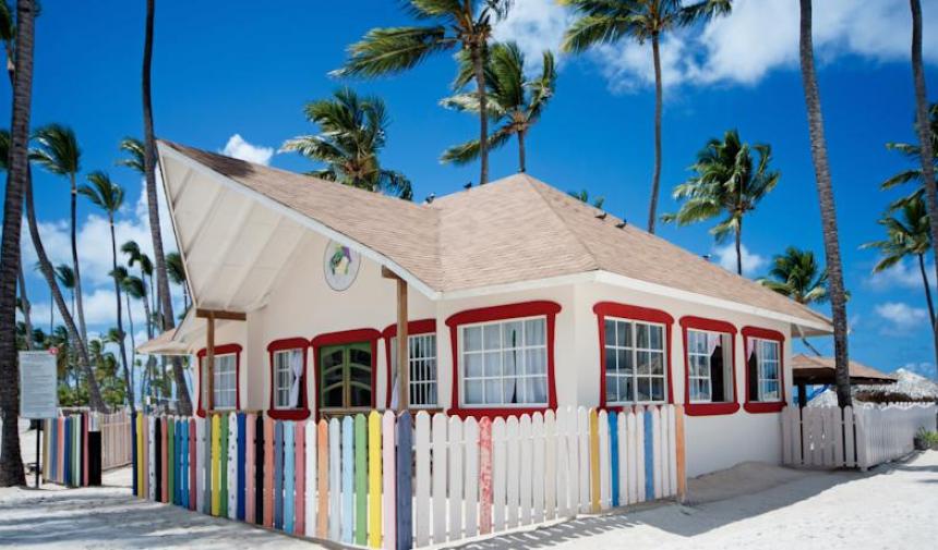 outbuilding at the spring break hotel - Be Live Grand Punta Cana