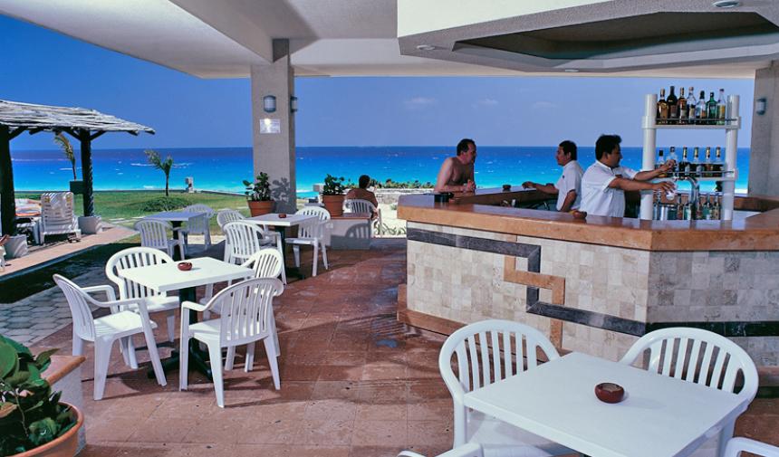 Cancun Spring Break Park Royal Bar